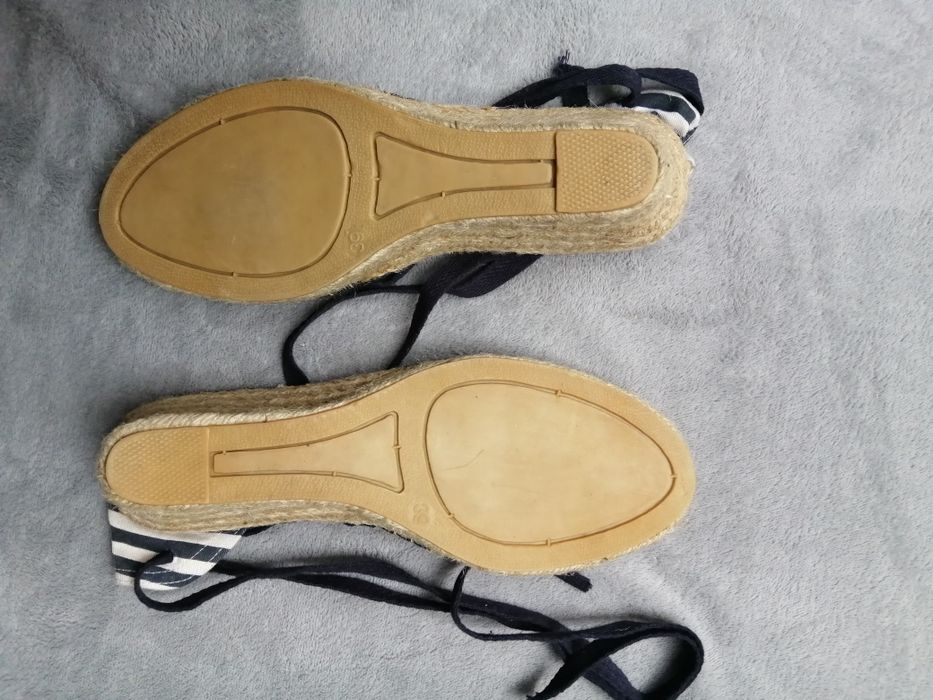 Espadryle na koturnie