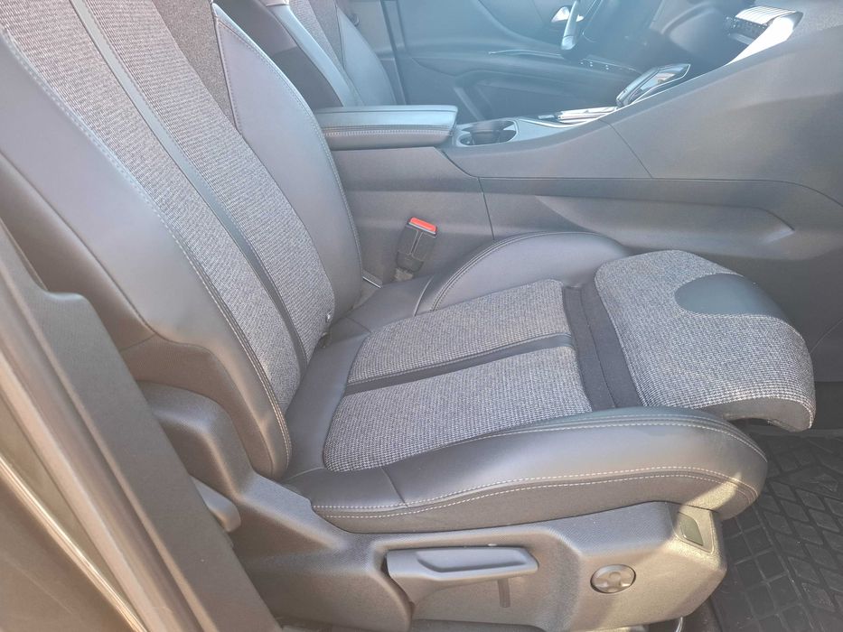 Peugeot 3008 2020 ALLURE. Офіціал. Рідна фарба. Історія. 2 комлект шин