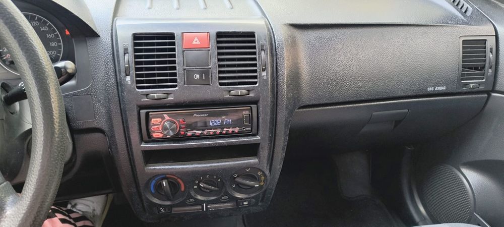 Hyundai Getz muito económico.