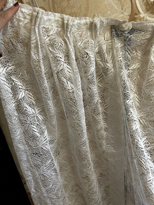 Занавески/ занавеси с креплением- цена за 2 штуки