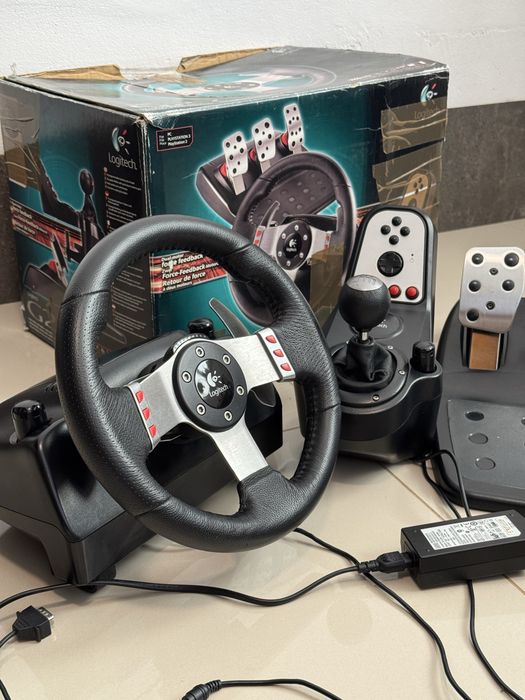 Sprzedam kierownicę Logitech G27 + shifter