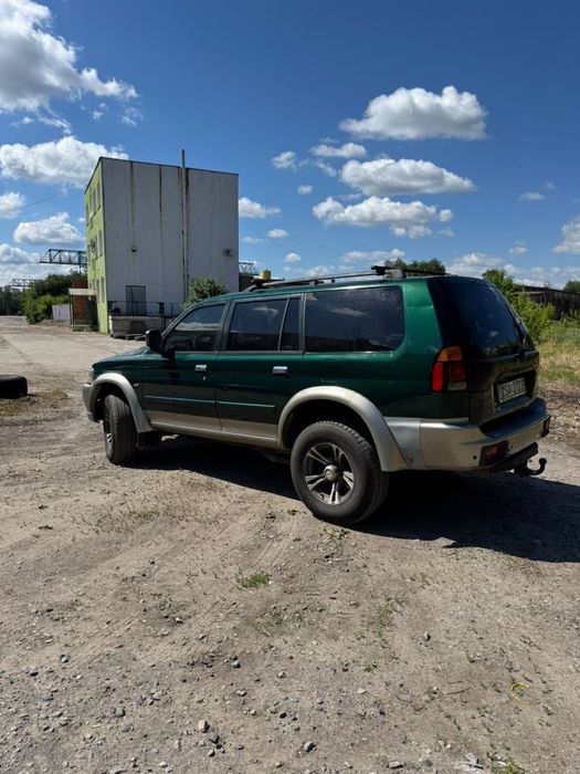 Мітсубісі Паджеро Спорт  Mitsubishi Pajero Sport