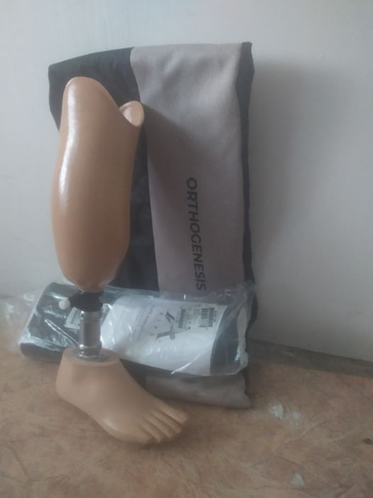 Протез для купания только наличным платежом