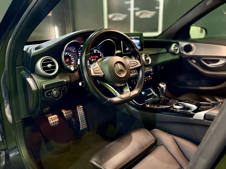 Mercedes-Benz C200 Full AMG