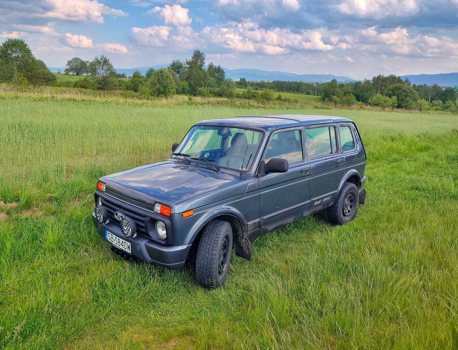 Łada niva 4x4 Urban 5D