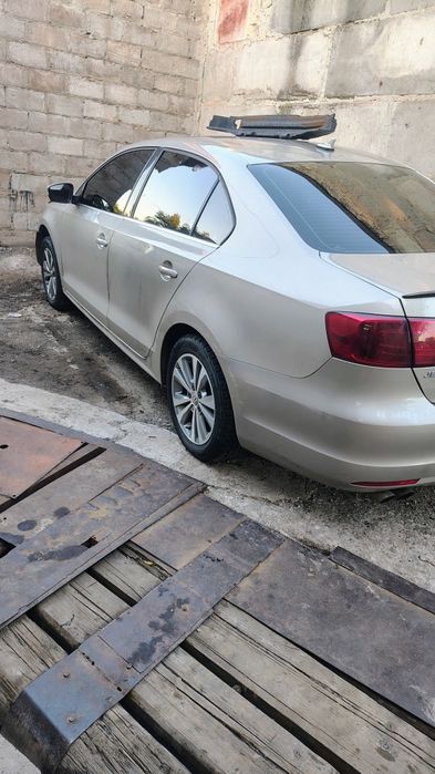 Разборка Wolkswagen Jetta 2014