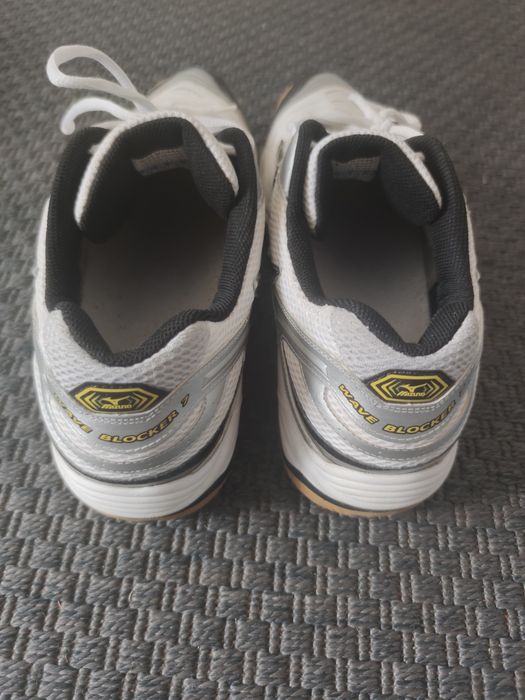 Кросівки Mizuno Wave Blocker 7, 31см