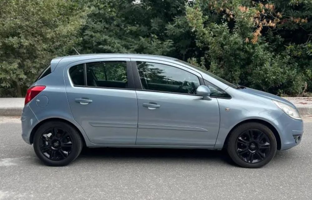 Opel Corsa D Cosmo