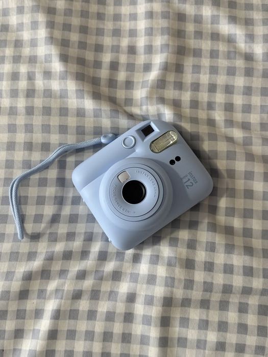 продам instax 12 mini