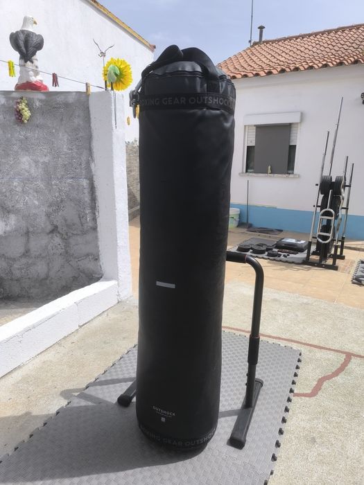 Saco de boxe 50 + luvas + ligaduras + bola de reflexos