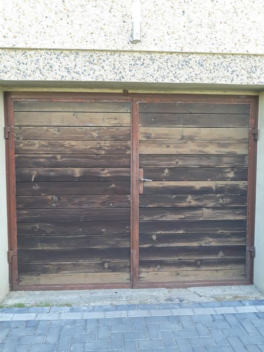 Brama solidna garażowa stal i drewno