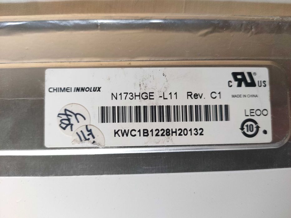 ECRÃ LCD LED  17.3″ 40p Para Portátil