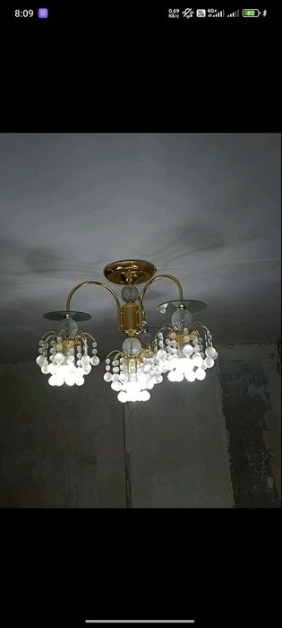 Віддам люстру на потолок б/у
