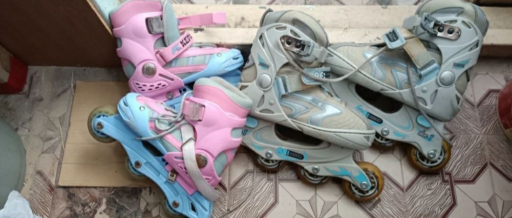 Продам две пары роликиков !