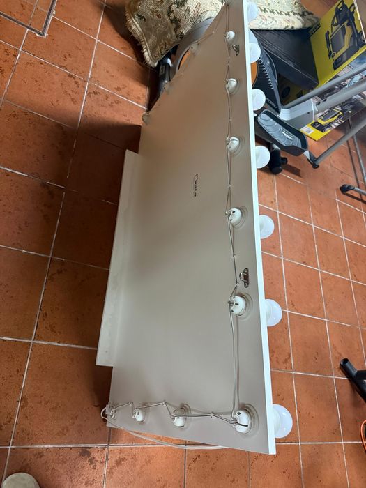 Espelho Camarim Grande (140x80 cm) c/ Luzes – Estado Impecável!