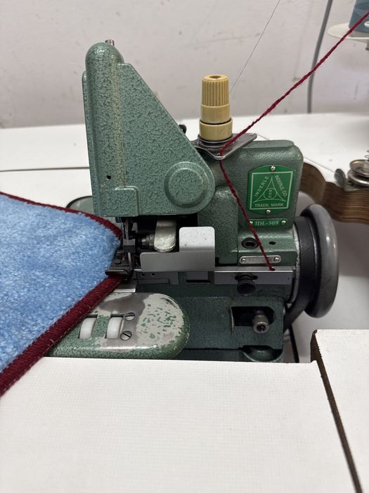 Overlock do obrzucania dywanów Inderle owerlok