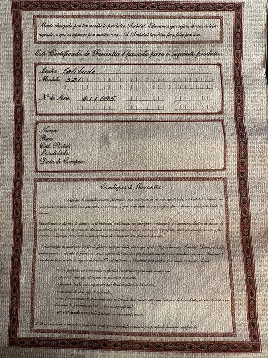 Secretária clássica Ambitat Móveis com certificado original