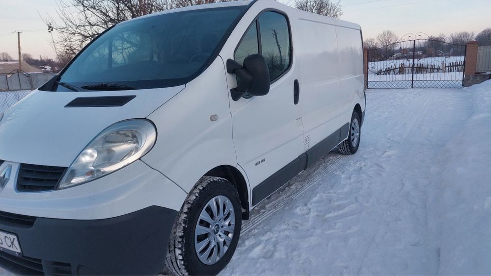 Рено трафік 2014року