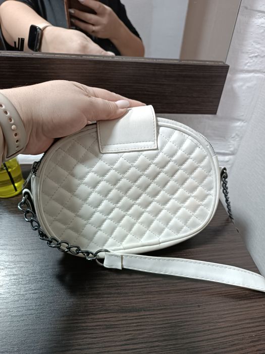 Сумка біла клатч