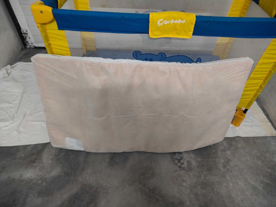 Cama de Viagem/Parque de Bebé Carbebé com Colchão e Mala de Transporte