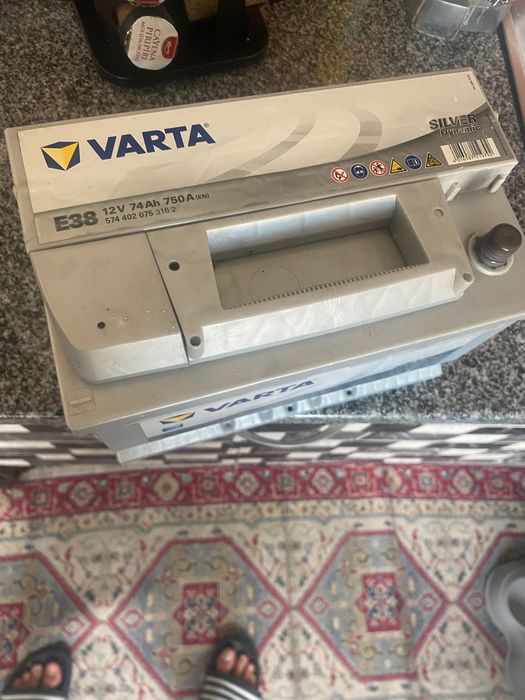 Bateria Varta 12v 74Ah 750A ( sem start stop)