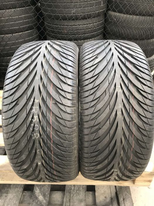 Runway 245/40r18 пара резина шини нові склад оригінал