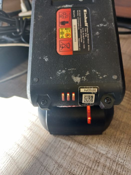 Акумуляторний шурупокрут Einhell BT-CD 18-2 Li-I. Комплект