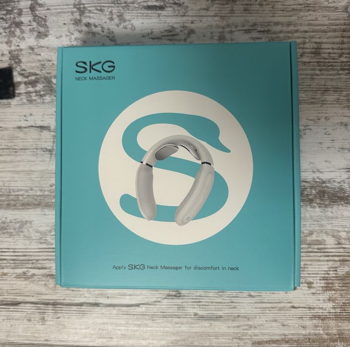 Масажер для шиї SKG