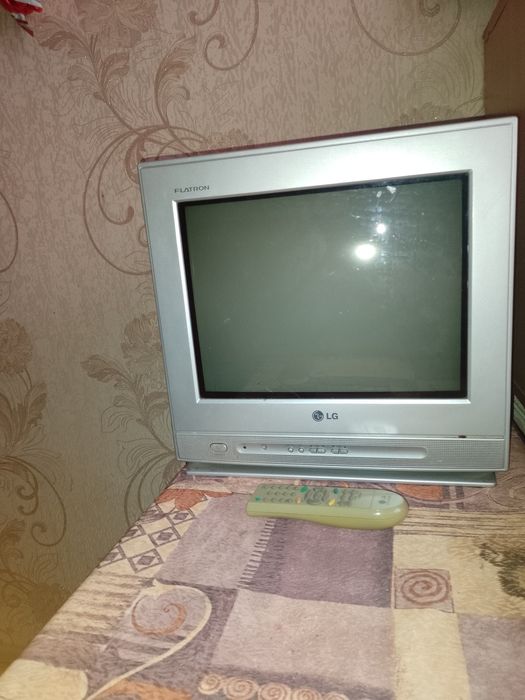 Продам вживаний телевізор LG