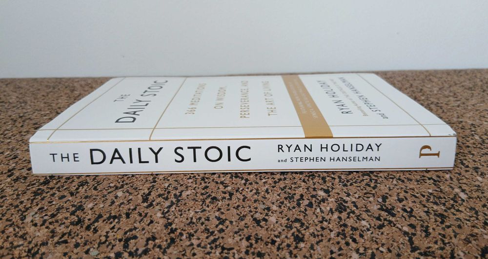 Livro - The Daily Stoic (Ryan Holiday & Stephen Hanselman)