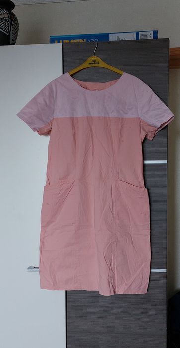 Халати,костюми медичні бу ( стан відмінний)