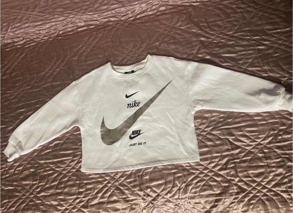 Укорочений світшот NIKE