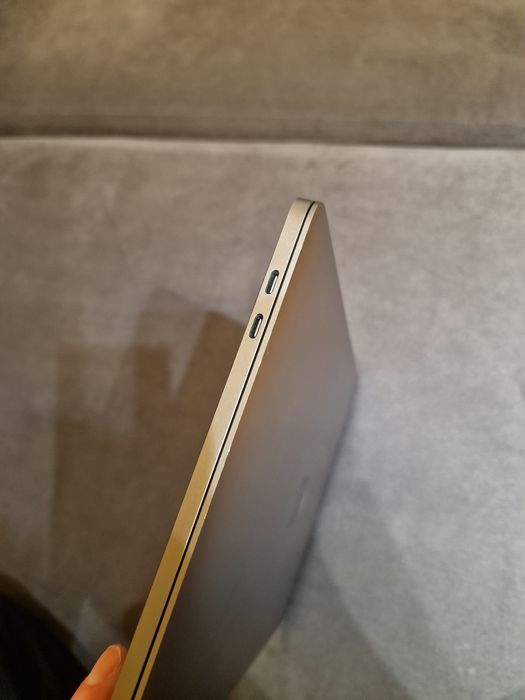 MacBook Pro M1 2020 | 16GB RAM | 256GB SSD | Faktura VAT