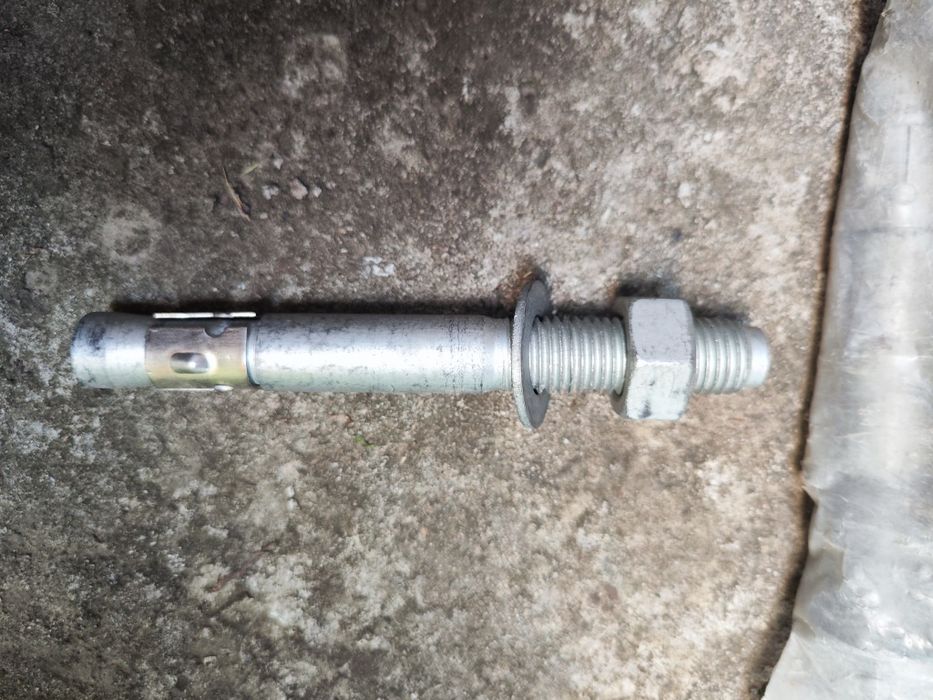 Дюбель-анкер 170 мм, М20