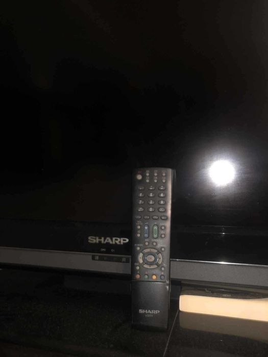 Telewizor Sharp LCD 46” – LC-46DH65E + pilot + podstawka