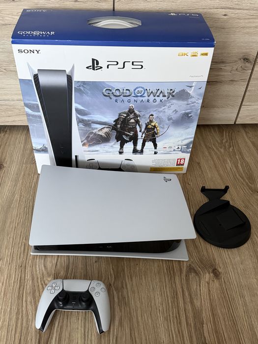 PS5 CFI-1216A z napędem+ pad + pudełko
