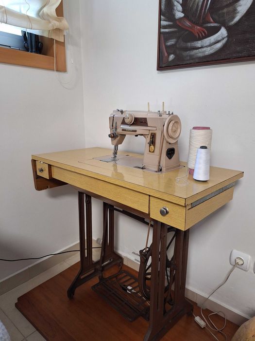 Maquina costura singer com pé