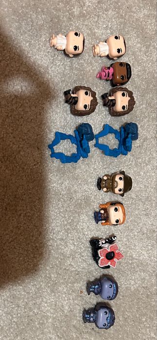 Figurki, calosc lub pojedynczo kinder joy stranger things