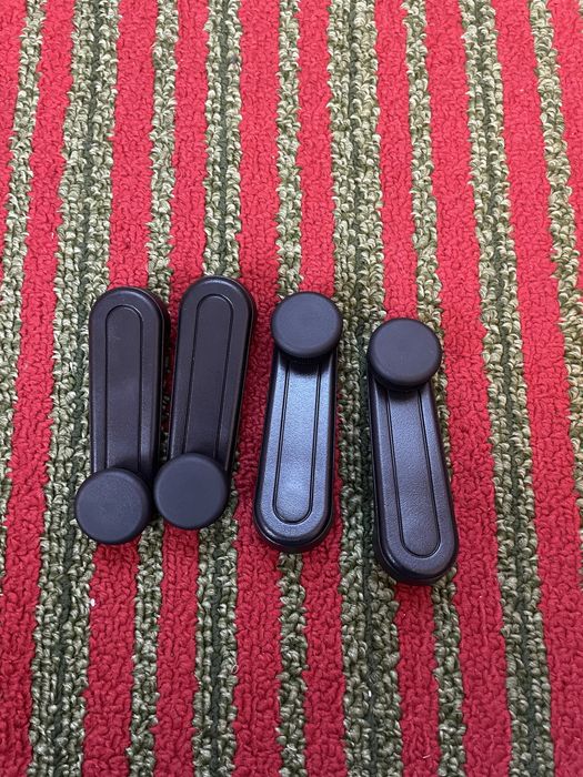 Ручка склопідйомника Toyota Hilux 2023