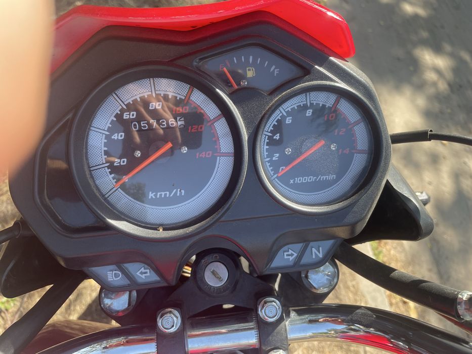 Продам мотоцикол на доках