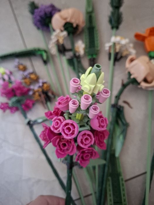 Klocki lego bukiet kwiatów