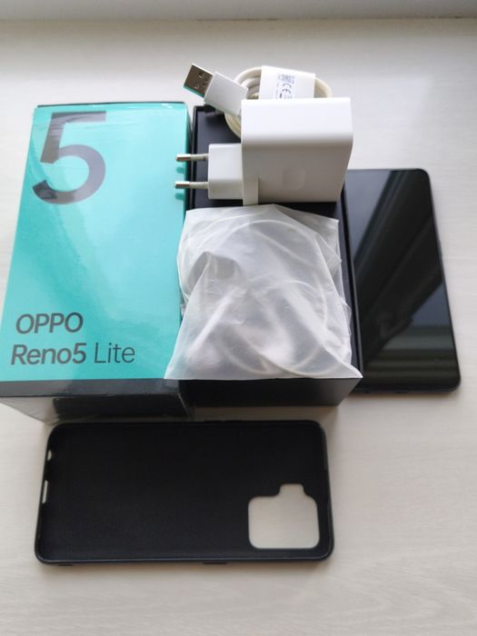 Oppo Reno 5 Lite