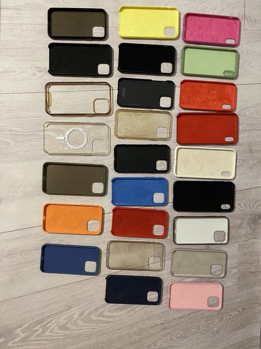 Чехол на iphone в гарному стані