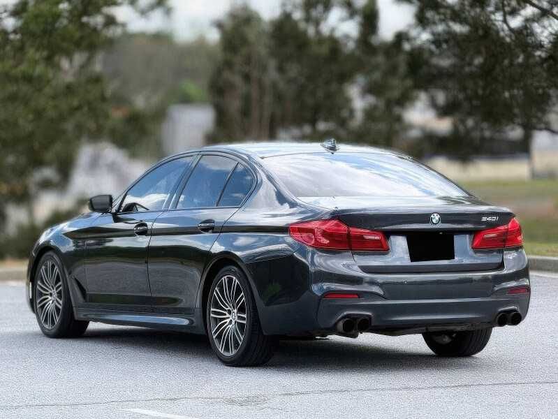 2019 BMW 5 Series 540i