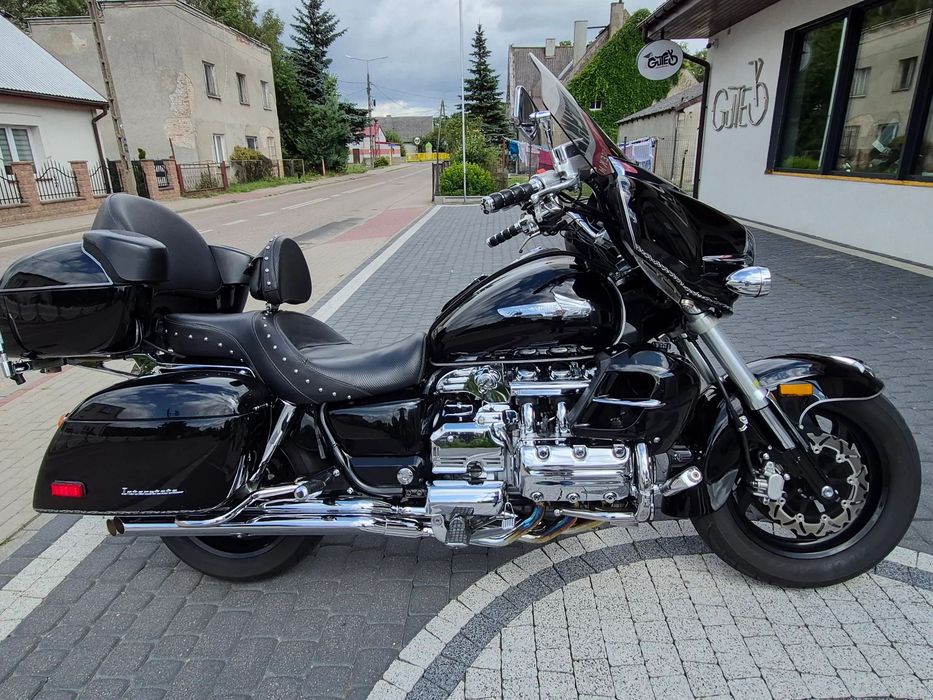 Honda Valkyrie Honda Valkyrie Interstate GL 1500 - TŁUMIKI COBRA 6 szt, mały przebieg