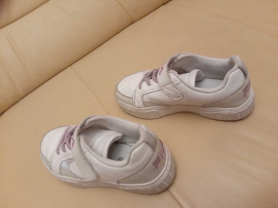 Dziecięce buty, adidasy Fila rozm. 31
