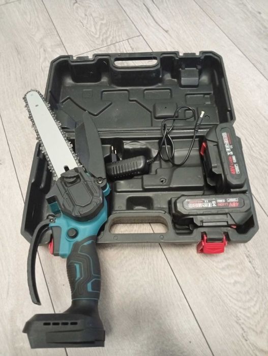 Акумуляторна міні-ланцюгова пила. Ручная электропила 8