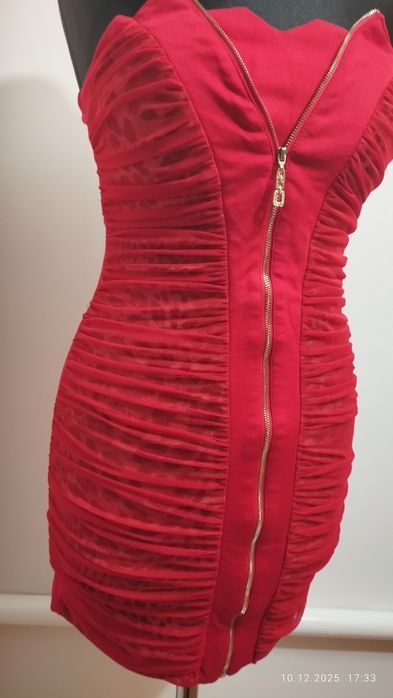 Sukienka mini czerwona drapowana koronka z panterka walentynki