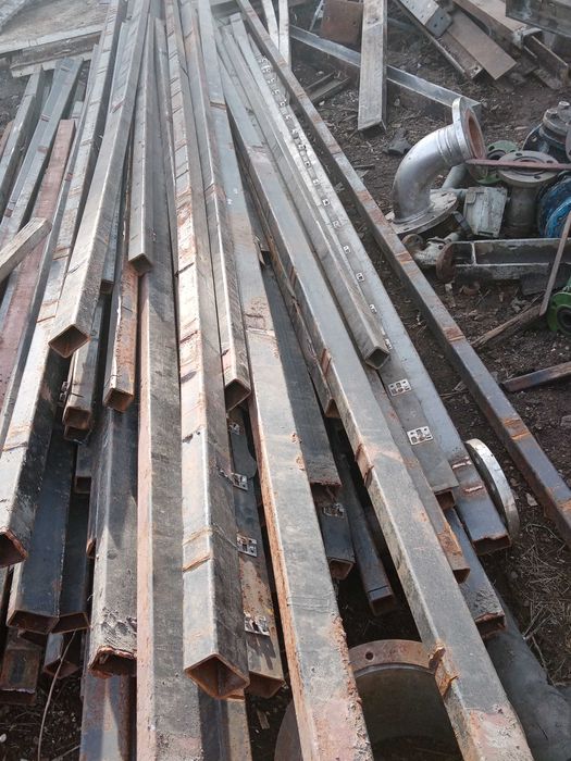 Труба  профильная 40х40 мм.