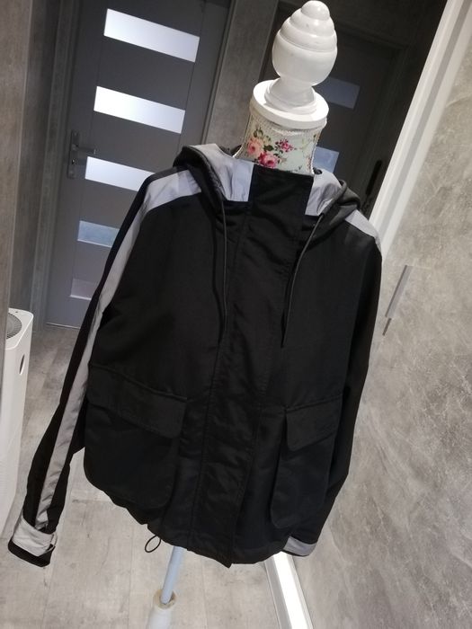 Kurtka oversize z elementami odblaskowymi M 38 Clockhouse